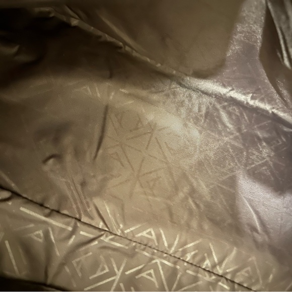 New ANNE KIEIN OVERNIGHT BAG ORIGINAL OWNER - Picture 6 of 8